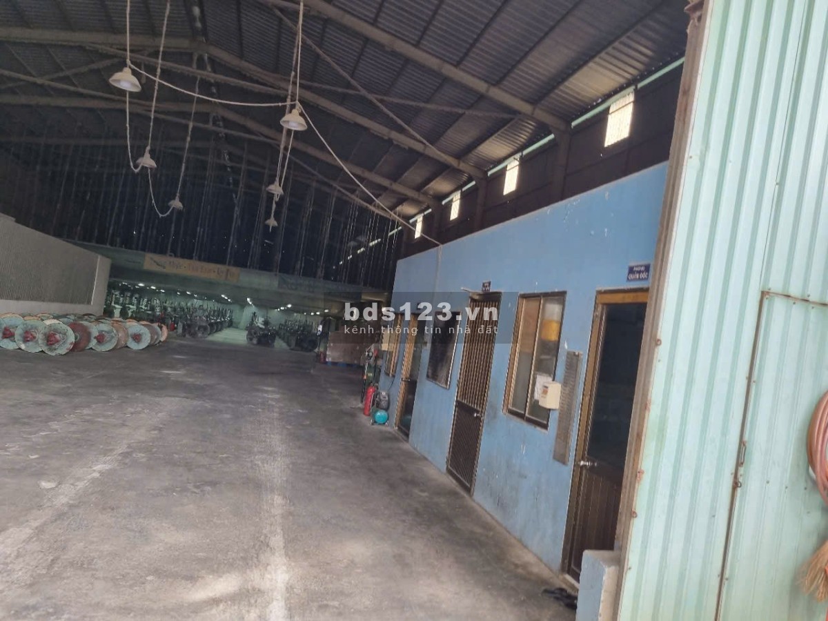 Cho thuê kho xưởng 1700m2 Tăng Nhơn Phú, Phước Long B, Quận 9