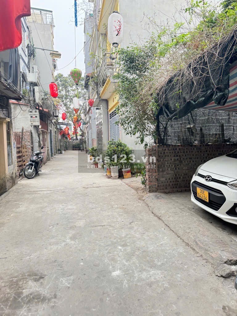 Bán Đất 100% Thổ cư, Ngõ ô tô, chủ nhà thiện chí bán, giá cả thương lượng thoải mái