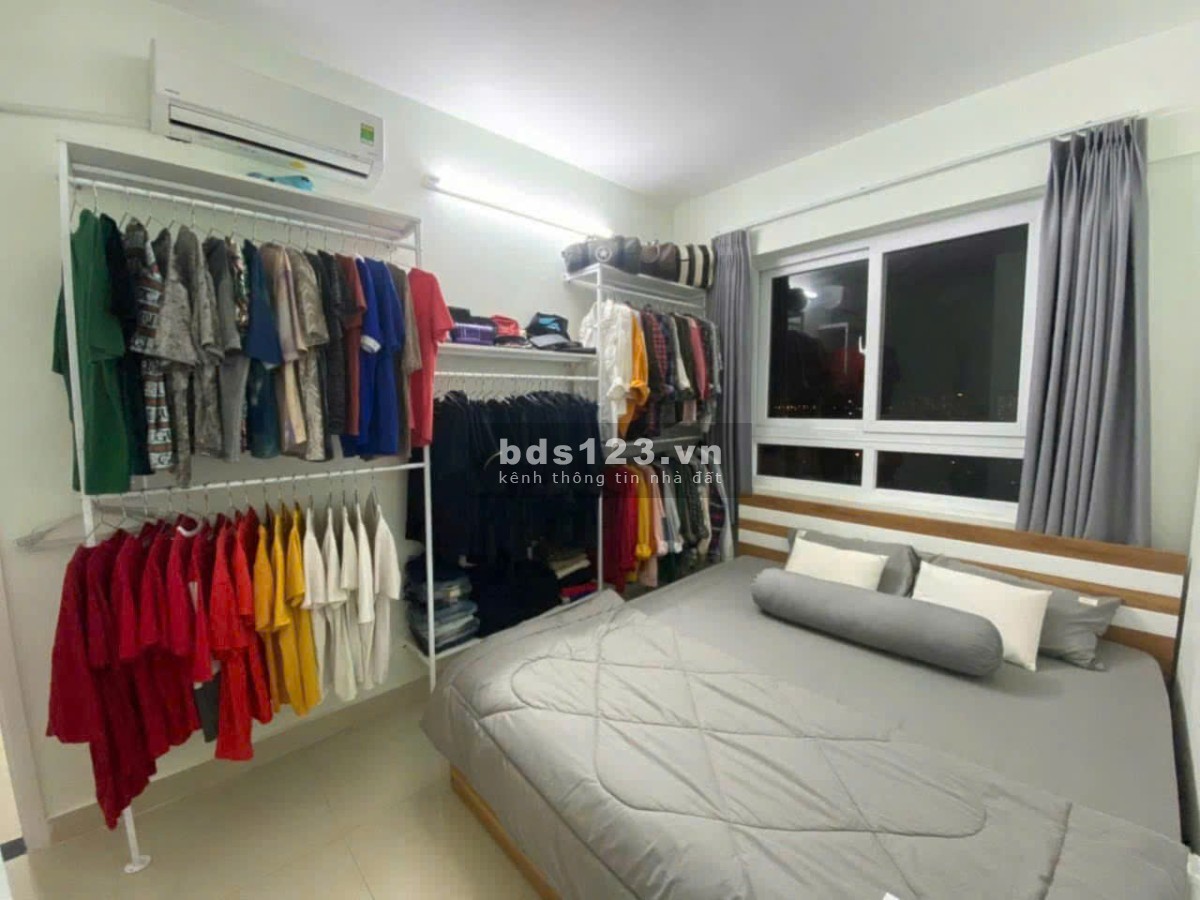 Chung cư Hoà Bình, Hiệp Tân, Tân Phú: 9tr/th, 3p ngủ, 2wc, NT, ban công