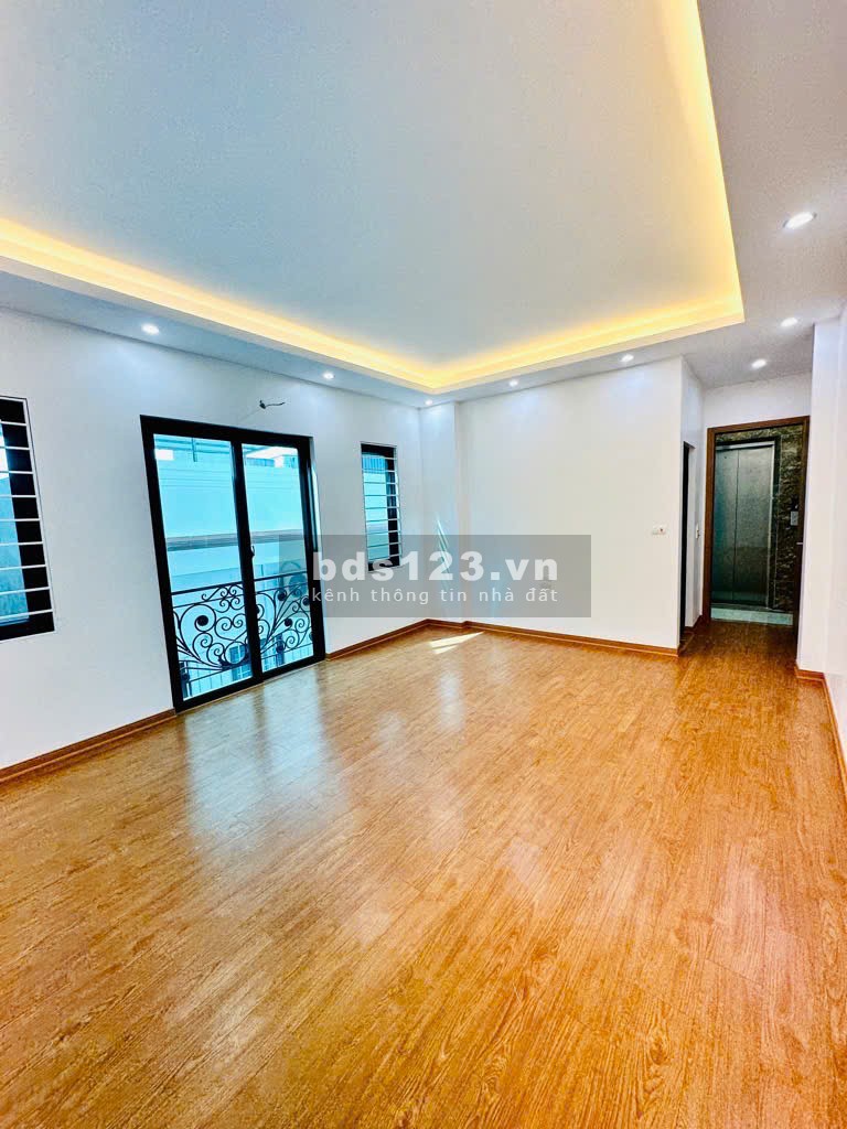 Nhà đẹp ở ngay - Thoáng sáng - Đa dạng tiện ích