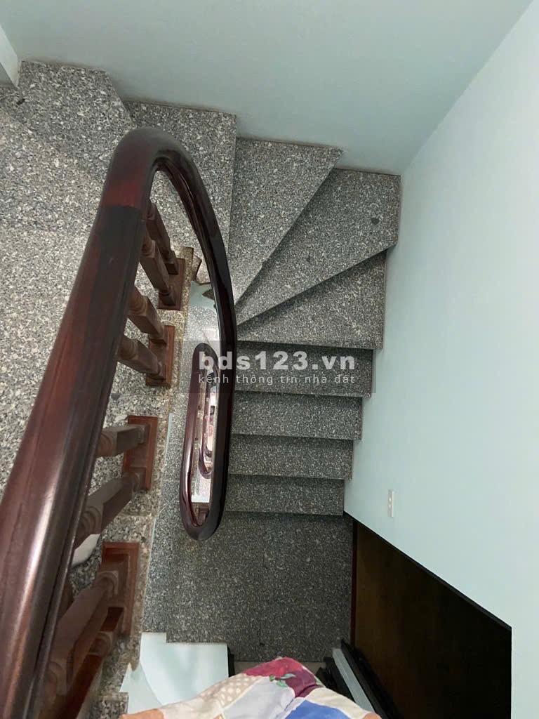 Nhà mới ở ngay diện tích 30.4m2 - 6,25tỷ