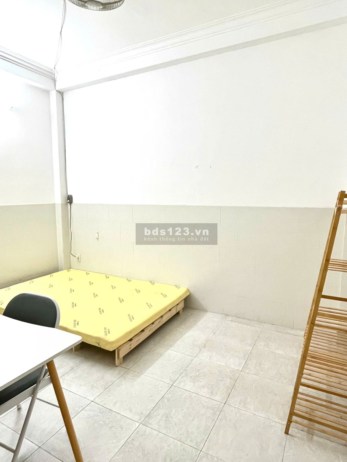 Chính chủ cho thuê phòng đường D2. Giá 4,3tr