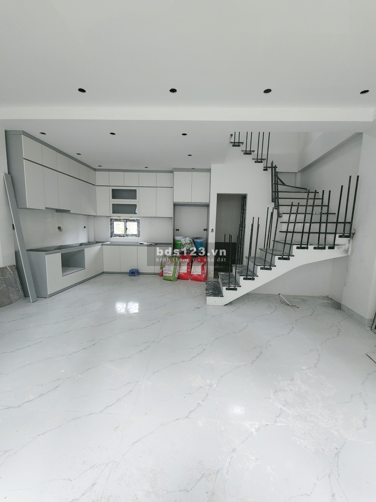 Cần bán nhà 45m cách QL6 cầu Mai Lĩnh 200m vào ở ngay nhỉnh 3tỷ