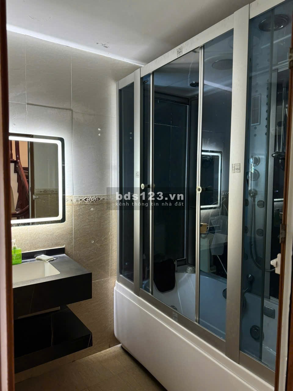 Rẻ bằng giá đất. Liền kề 4 tầng KĐT Kiến Hưng. Đường 3 ô tô tránh đỗ. Kinh doanh đỉnh