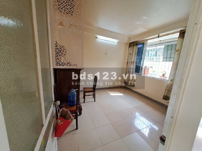 Chính chủ cần bán nhà Long Biên 41m2, giá 5,75 tỷ, lh: 0968001329 để được tư vấn miễn phí