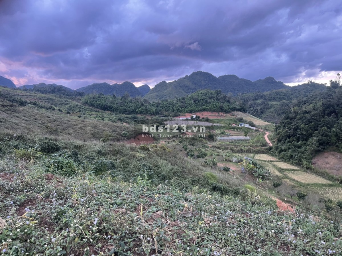 Đầu tư vào đây chứ đâu - View đẹp, gần thác Dải Yếm, sát QL43 - Đầu tư sinh lời cao!