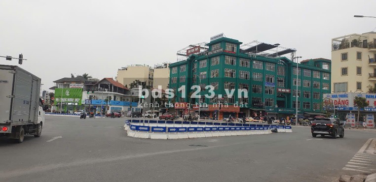 Bán nhà khu vực Long Biên nhà đẹp vô cùng 55m giá nhỉnh 7 tỉ