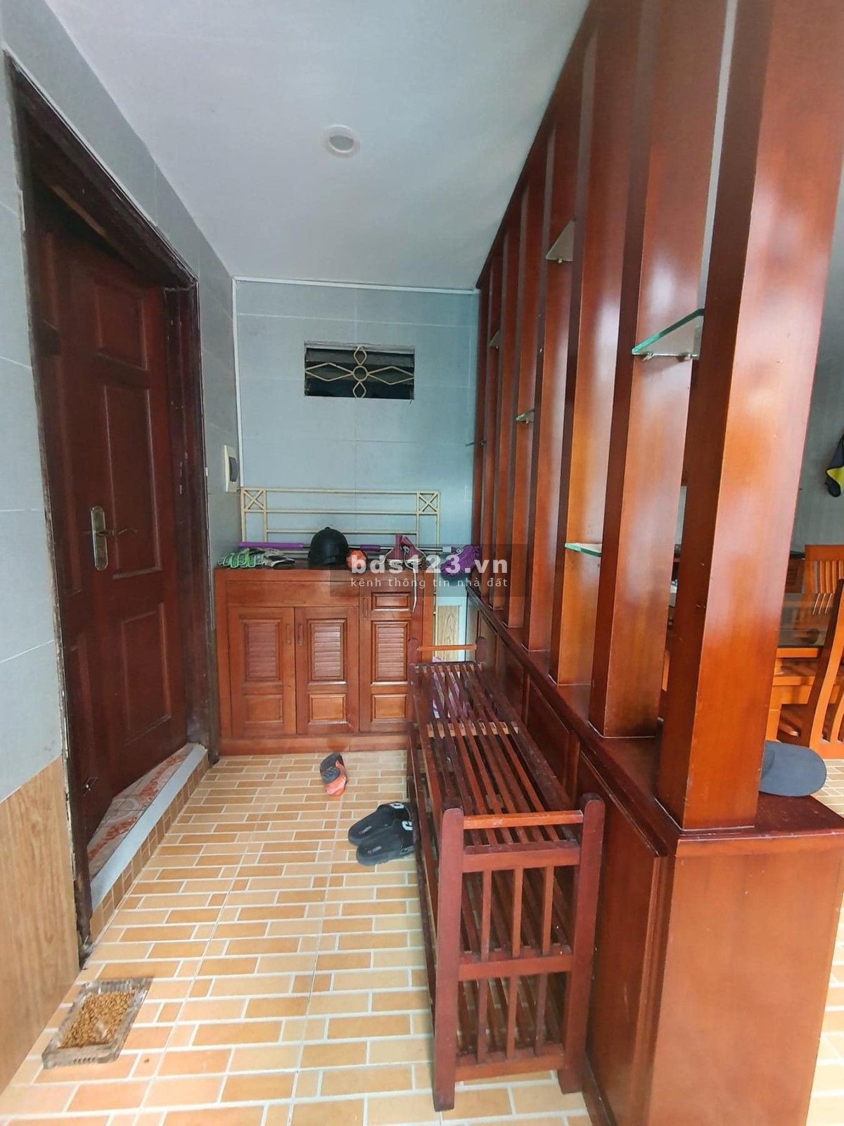 135M T1 căn hộ tập thể Kim Giang, Thanh Xuân, MT 8M, kinh doanh ô tô