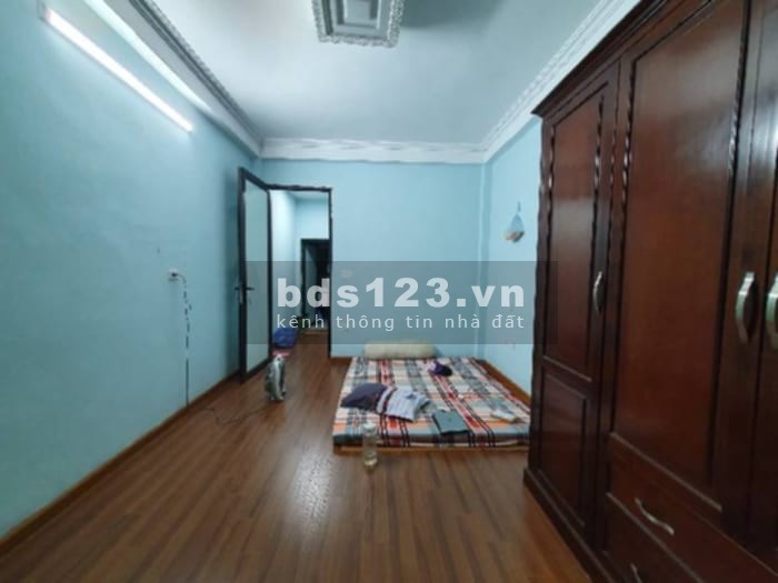 1 nhà ra ô tô - Ban gác đỗ cửa - Nhà đẹp 1 nhà ra ô tô - Ba gác đỗ cửa - Nhà đẹp