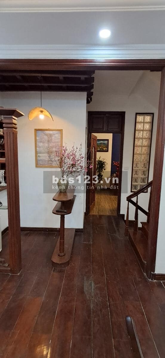 Bán nhà phố Lê Thanh Nghị, Hai Bà Trưng 56m, 5 tầng, mt 5.7m. Giá: 16.5 tỷ. LH: 0937158386