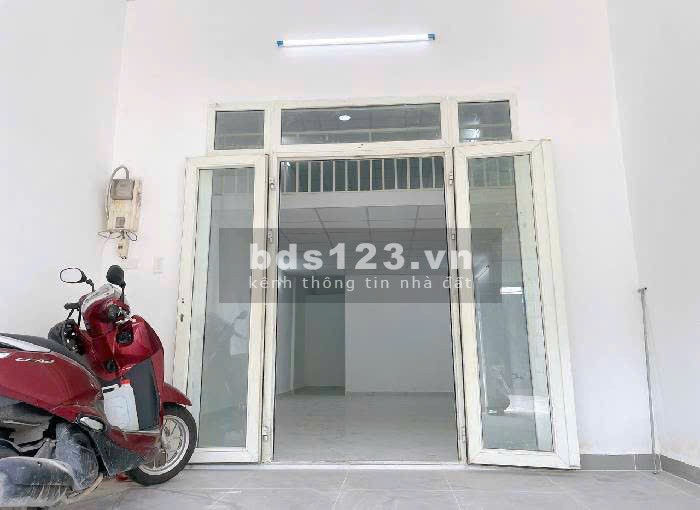 Bán nhà mặt tiền kinh doanh, giáp Lê Văn Khương, 1 trệt, quận 12, hẻm 8m, 4x17, nhỉnh 5 tỷ