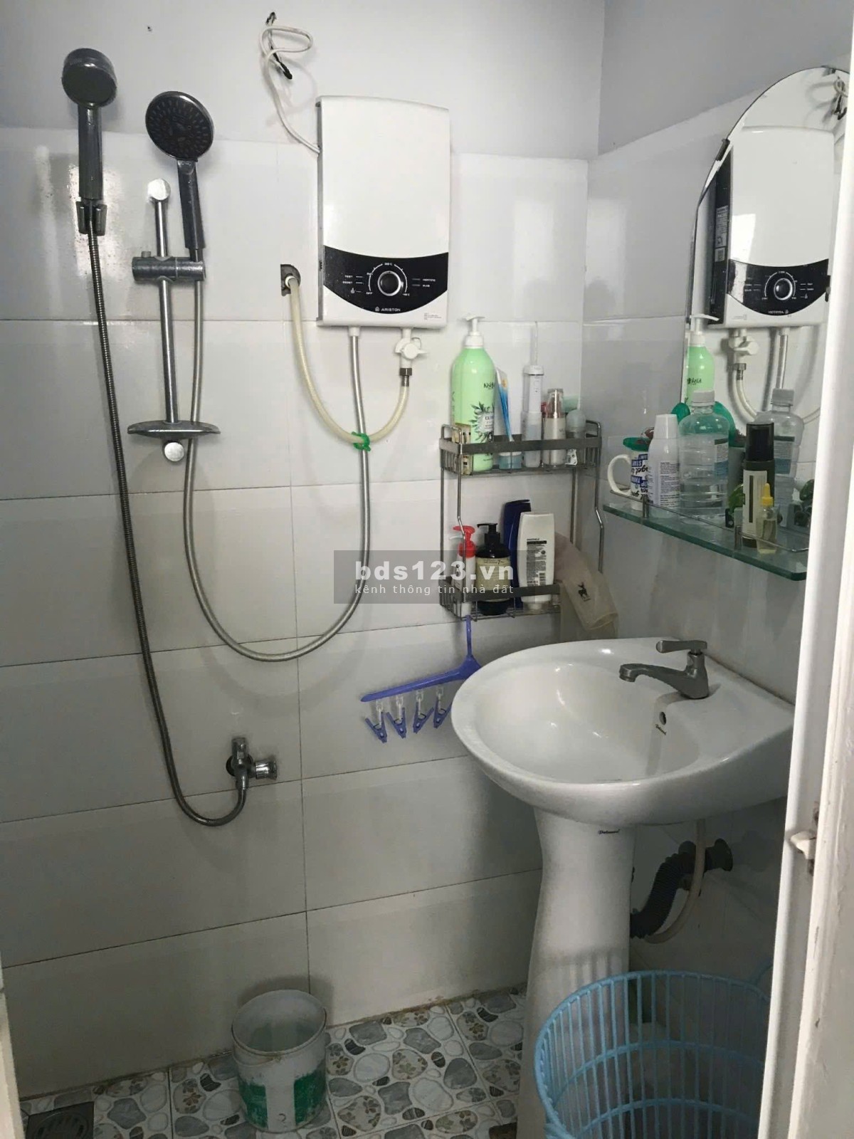 Chung cư 590, CMT8, P11, Quận 3: 79m2, 2p ngủ, 2wc, NT, 14tr