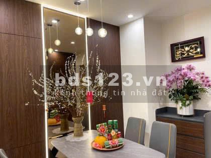 Chính chủ bán 3PN, 2WC, căn góc view thoáng full nội thất Vinhomes Smart City
