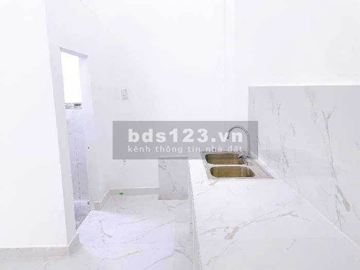 Bán nhà mặt tiền kinh doanh, giáp Lê Văn Khương, 1 trệt, quận 12, hẻm 8m, 4x17, nhỉnh 5 tỷ