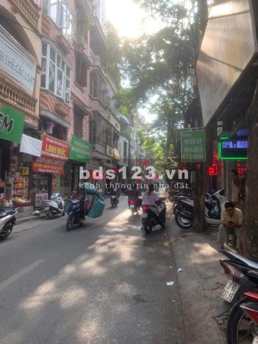 Mặt phố Nguyễn Huy Tưởng - Kinh doanh tốt 25M2 3.9 tỷ