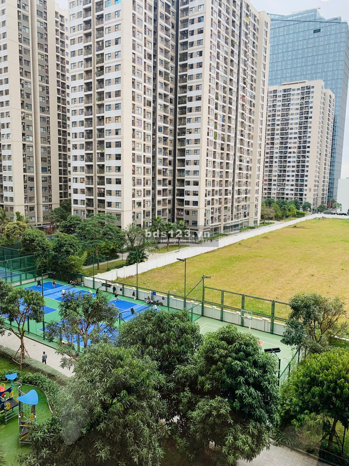 Bán căn studio đồ cơ bản mới tinh 31.2m2 rẻ nhất Vinhomes Ocean Park 1.7 tỷ LH: 0869856050