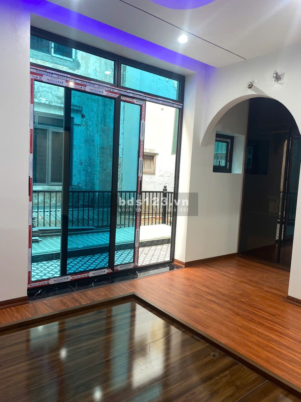 Đức Giang Long Biên với DT 90m2 - 4 tầng ô tô vào nhà " hình ảnh thật" chỉ 16,5 tỷ