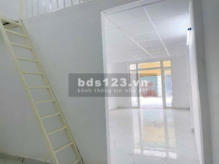 Bán nhà mặt tiền kinh doanh, giáp Lê Văn Khương, 1 trệt, quận 12, hẻm 8m, 4x17, nhỉnh 5 tỷ