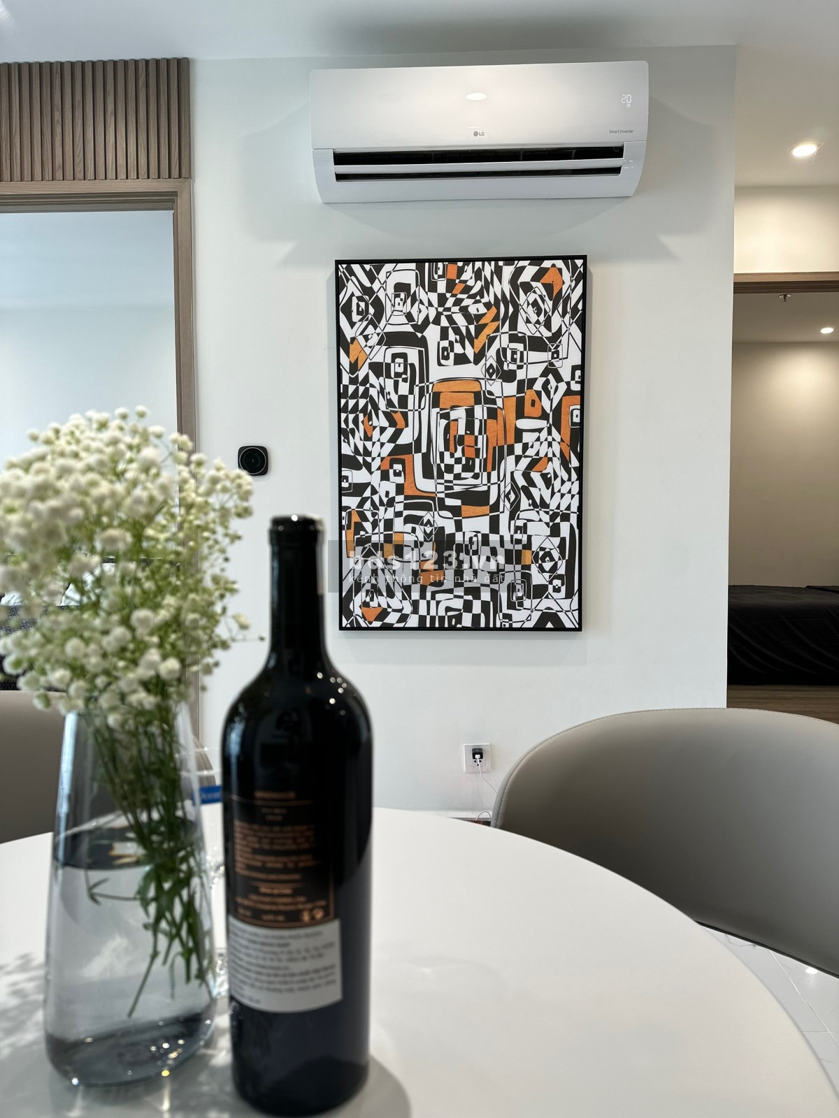 Chính chủ bán căn 2PN khu The Beverly 72m2 giá 3,7 Tỷ