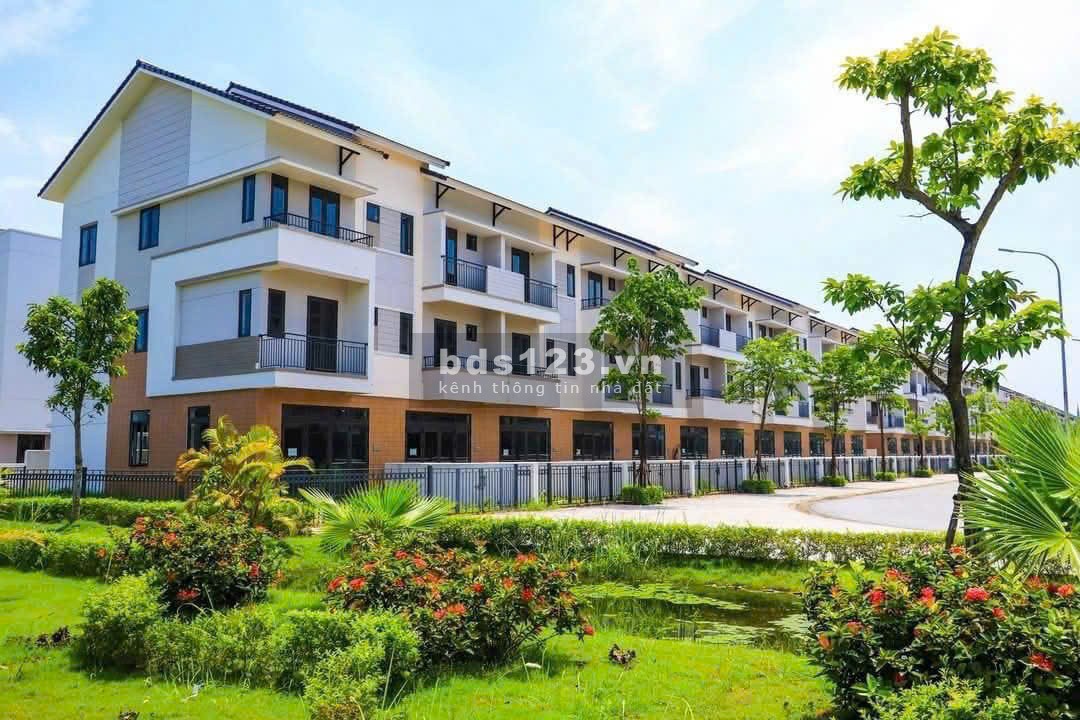 Quĩ căn shophouse 120m2 giá hơn 7 tỷ, cách cầu Vĩnh Tuy 10km, tiện ích, ở sướng, đầu tư lợ nhuận