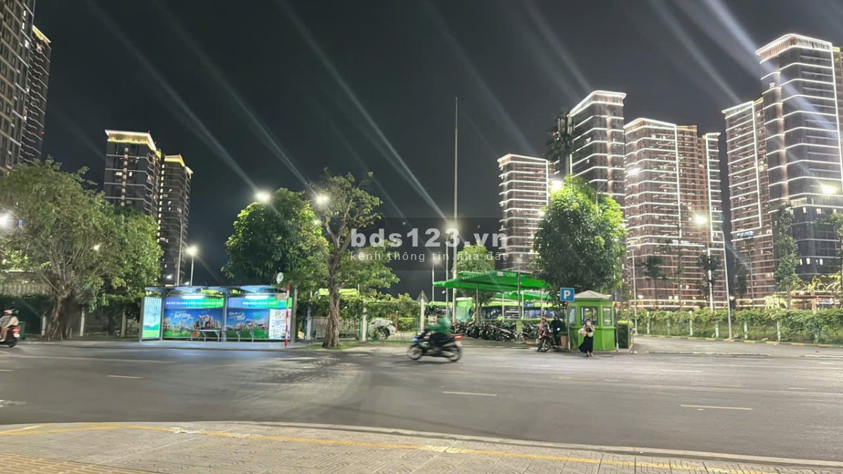 KHÔNG CÓ CĂN THỨ 2, Vinhomes Grand Park, căn 2 phòng ngủ, giá: 2,955 tỷ
