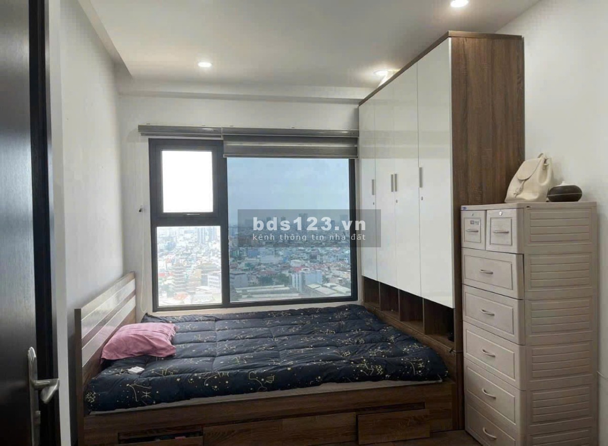 Chung cư Carillon 3, Hoàng Hoa Thám, TB: Lầu 14, 2pn, 2wc 11tr5, nội thất