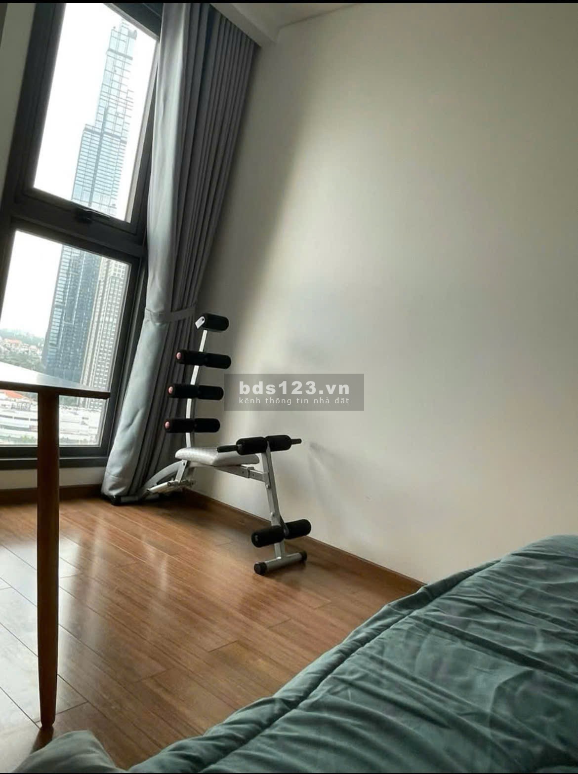 Chung cư Satra Eximland, Phan Đăng Lưu, Phú Nhuận: 2p ngủ, 2wc, NT, 17tr.