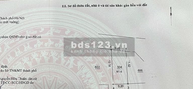 Cần tiền bán gấp lô đất tại Hà Nội, S= 61.6m2, MT: 5.2m, sổ đỏ chính chủ. Giá hết hơi: 1.9x tỷ