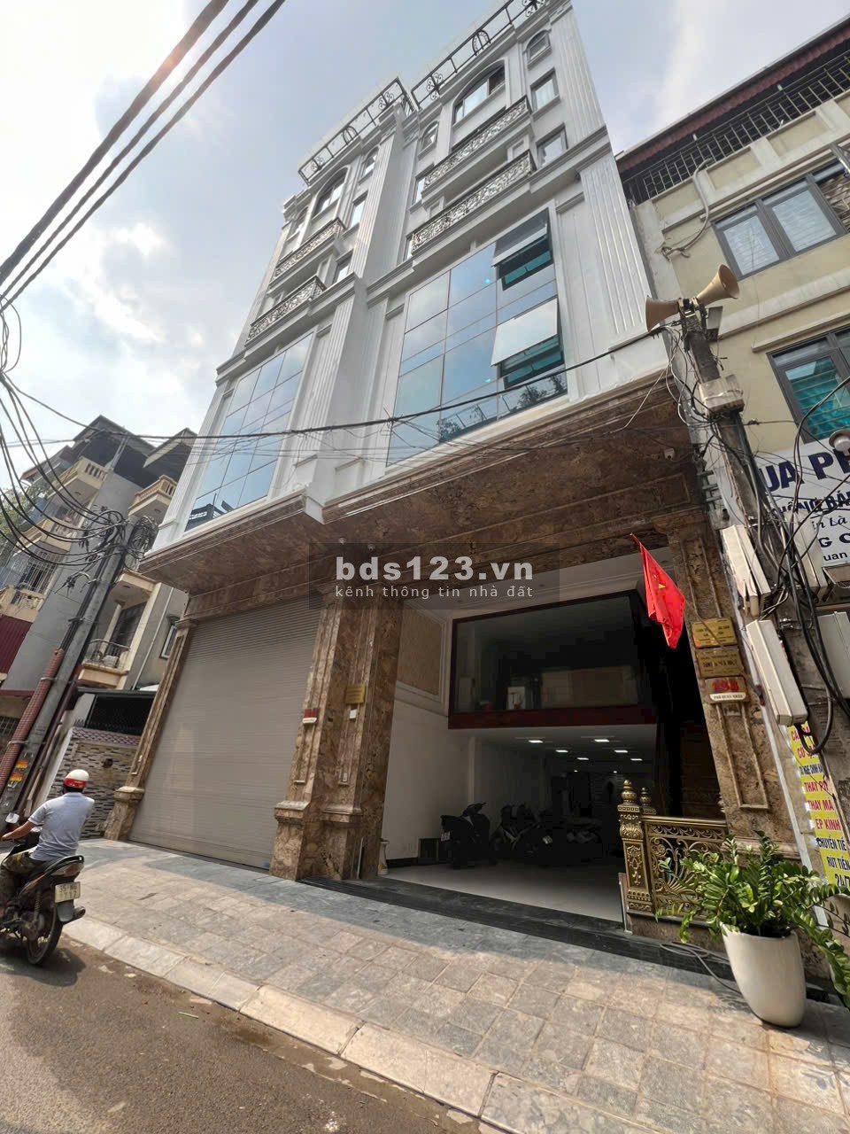 HIẾM, bán nhà phân lô phố Tam Trinh, 6 tầng, thang máy, ôtô, 56.8m, hơn 8 tỷ, LH 0886962299