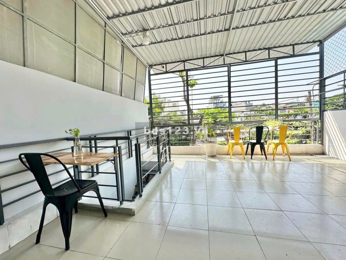 Cho thuê phòng 25m2 mới xây có gác đẹp nhất nhà 566/41 Nguyễn Thái Sơn p5 Gò Vấp