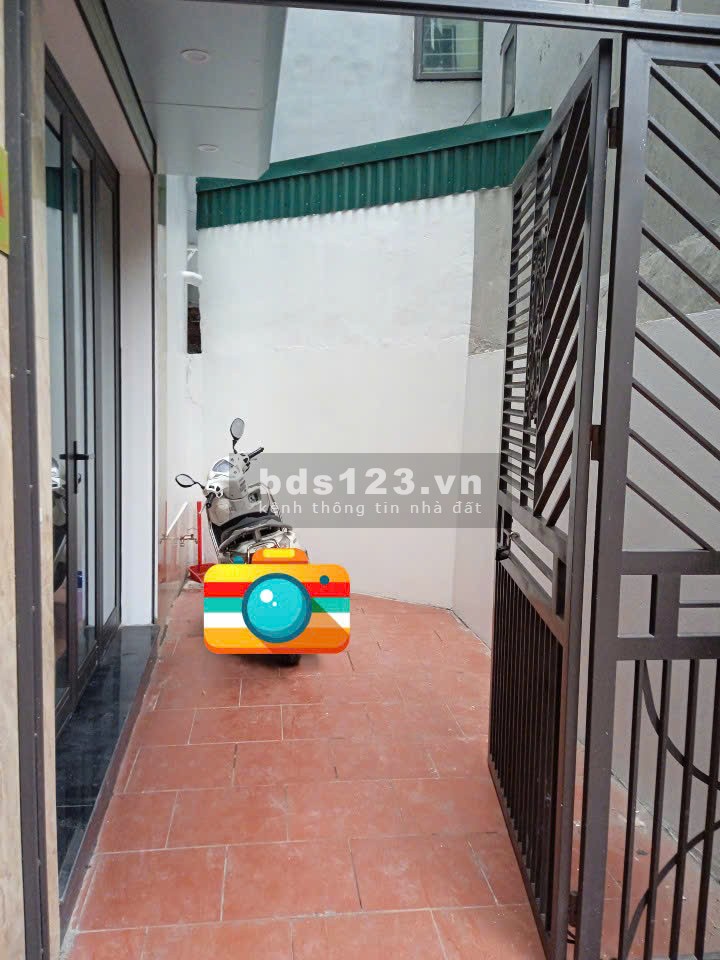 Chính chủ cho thuê nhà mới nguyên căn 45m2x 5 tầng. Giá 9.5 tr/th