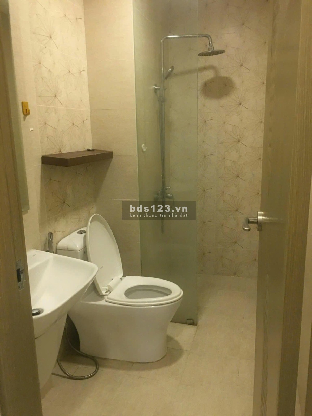 Chung cư Nguyễn Phúc Nguyên, P10, Quận 3: 91m2, 2p ngủ, 2wc,14tr./th