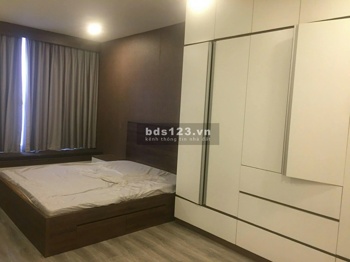 Chung cư Nguyễn Phúc Nguyên, P10, Quận 3: 91m2, 2p ngủ, 2wc,14tr./th