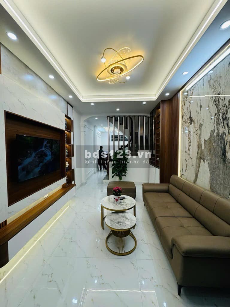 Hiếm kinh doanh nhà Trương Định mặt ngõ - 40M - 6 Tỷ