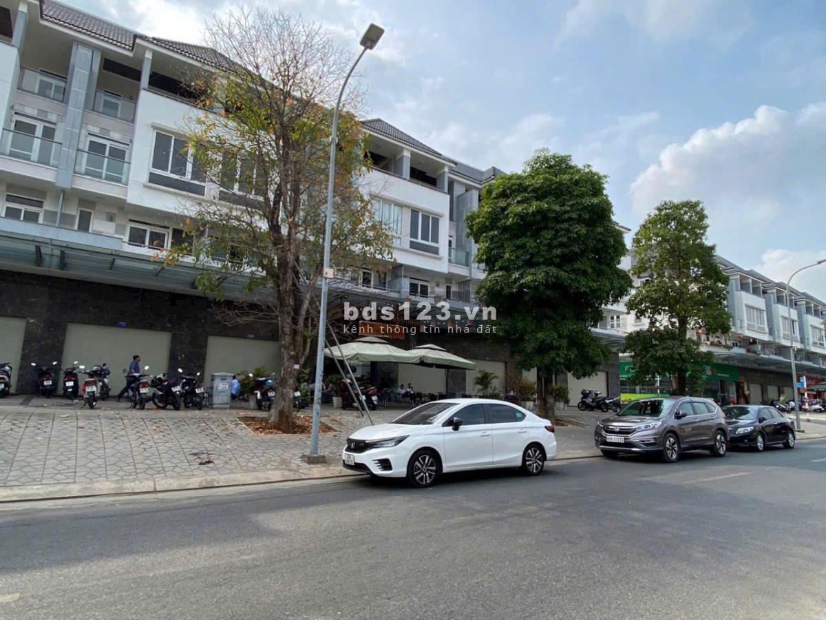 Shophouse vị trí đẹp mặt tiền khu biệt thự Văn Hoa Villas, phường Thống Nhất, Biên Hòa, Đồng Nai