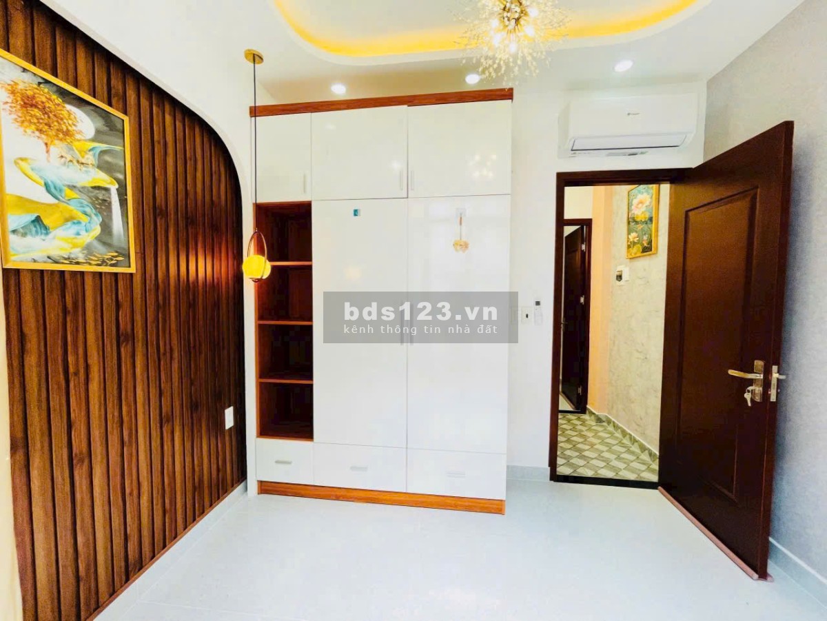 Nhà đẹp kế Hóc Môn HCM 1T2L 6X15M chỉ 700 triệu nhận nhà ngay