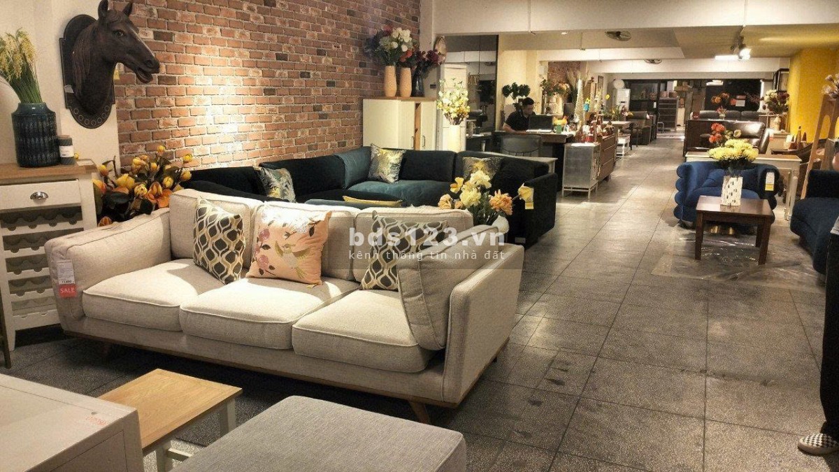 Mặt Phố Từ Hoa, Quảng An, quận Tây Hồ 376m2, 5 Tầng, 12m mặt tiền, View Hồ Tây