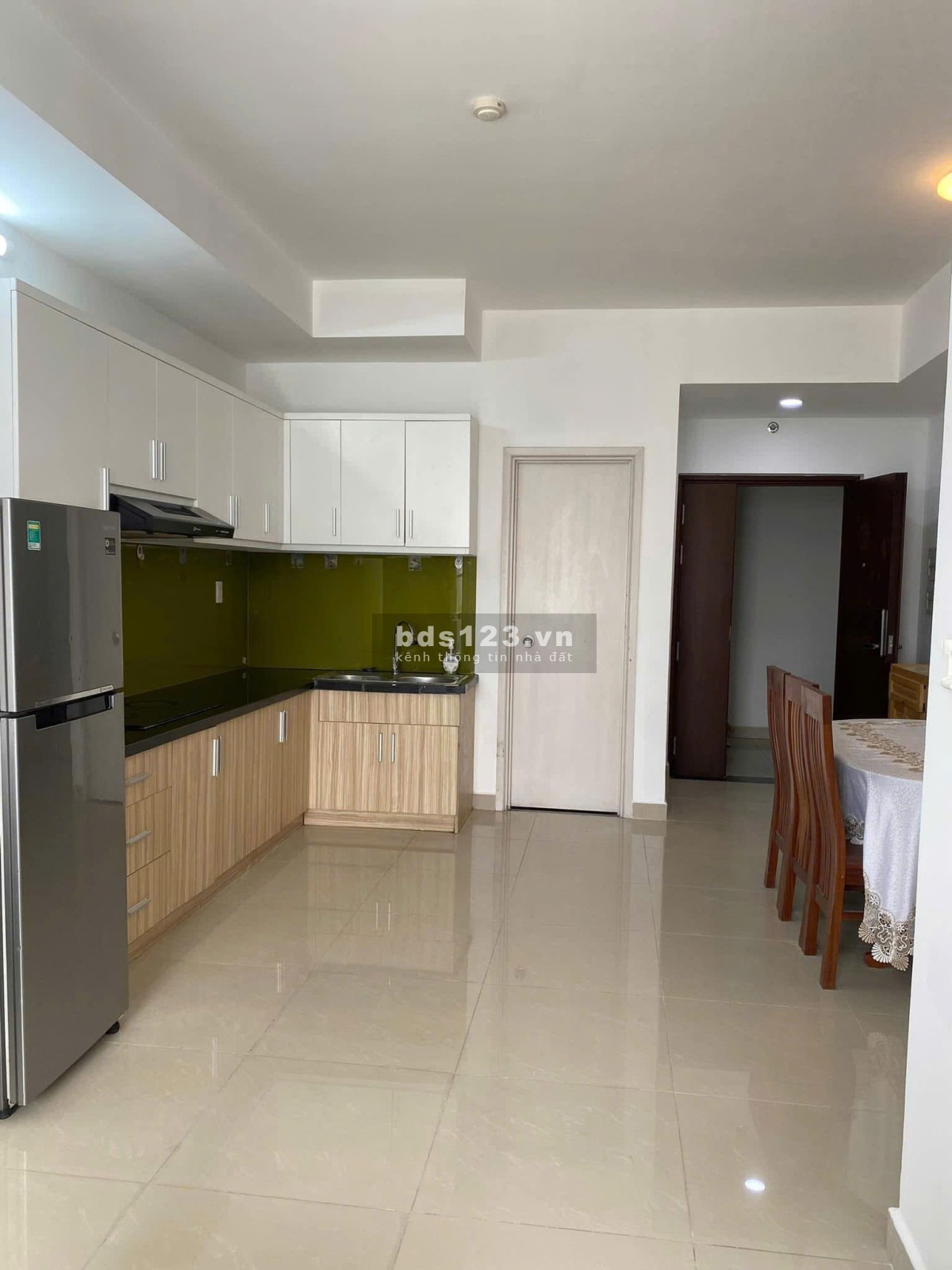 Chung cư Melody, Âu Cơ, Tân Sơn Nhì, TP: 75m2, 2p ngủ, 2wc 11tr/th.