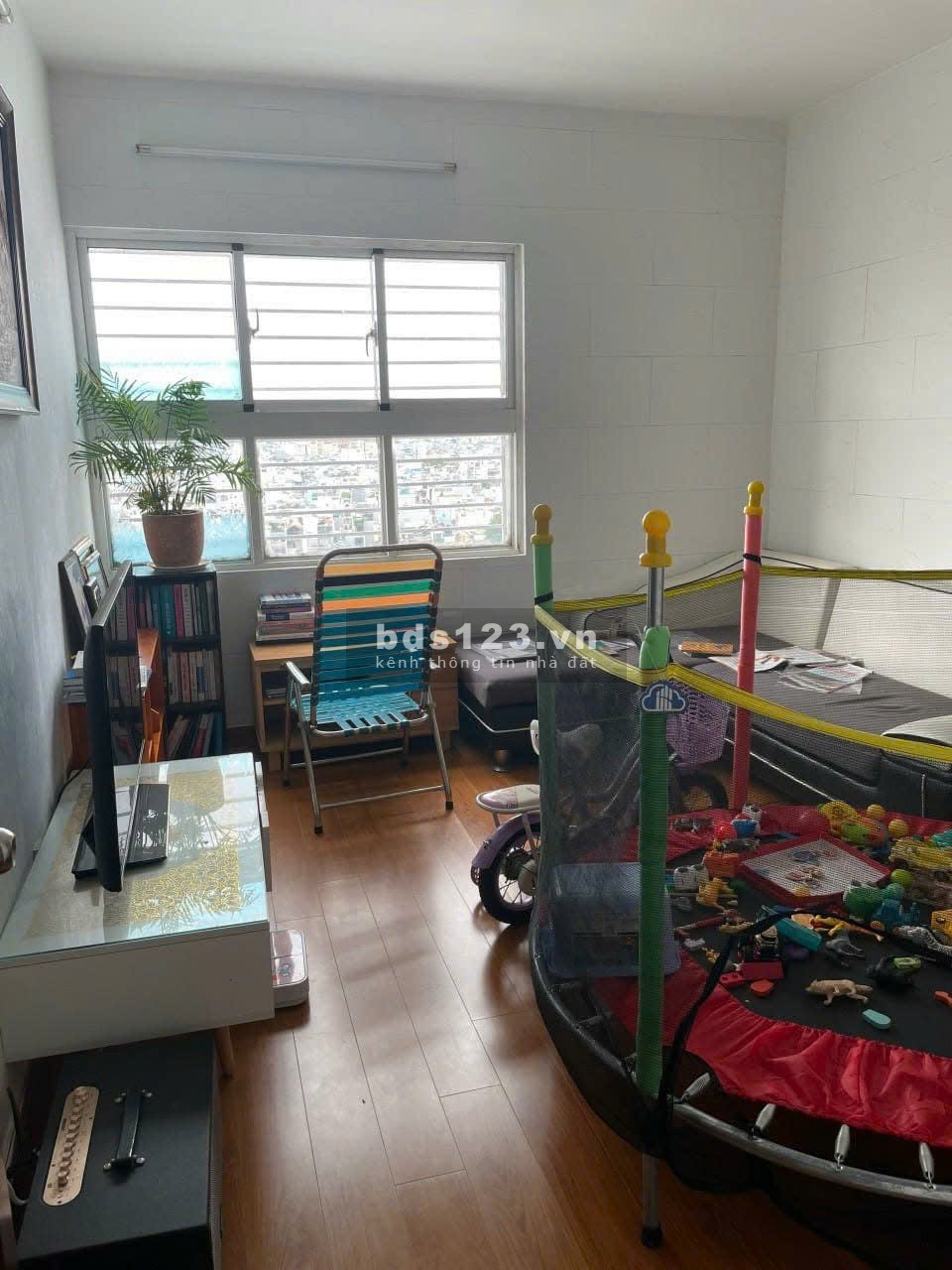 Chung cư Bàu Cát II, đường Hồng Lạc, P10, Tân Bình, 73m2, 12tr/tháng.