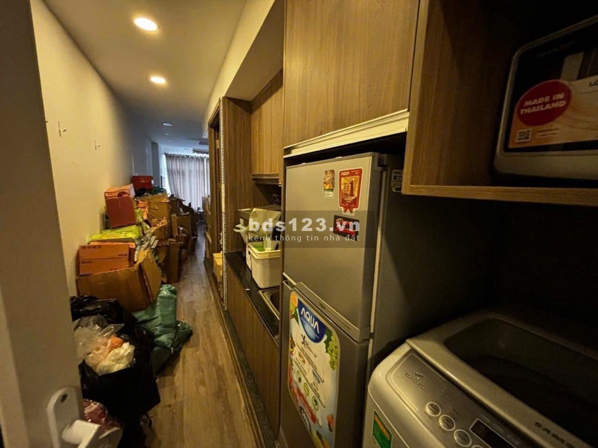 Bán nhà 50m, 14 tỷ, 9 tầng, thang máy, bể bơi, 2 thoáng, Đội Cấn Ba Đình