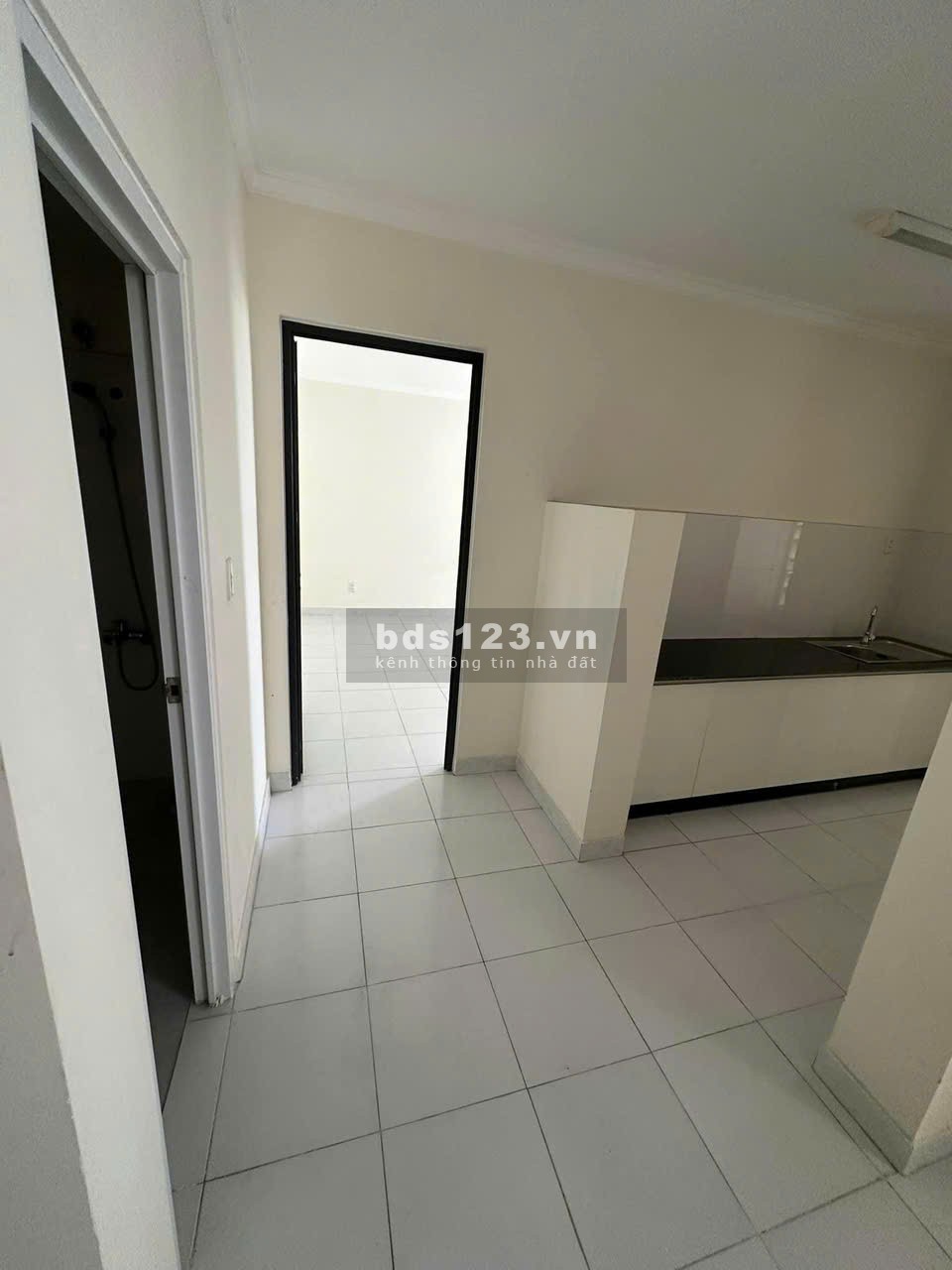 Chung cư Lê Văn Duyệt, Bình Thạnh: 69m2, 2p ngủ, 1wc, giá 10tr