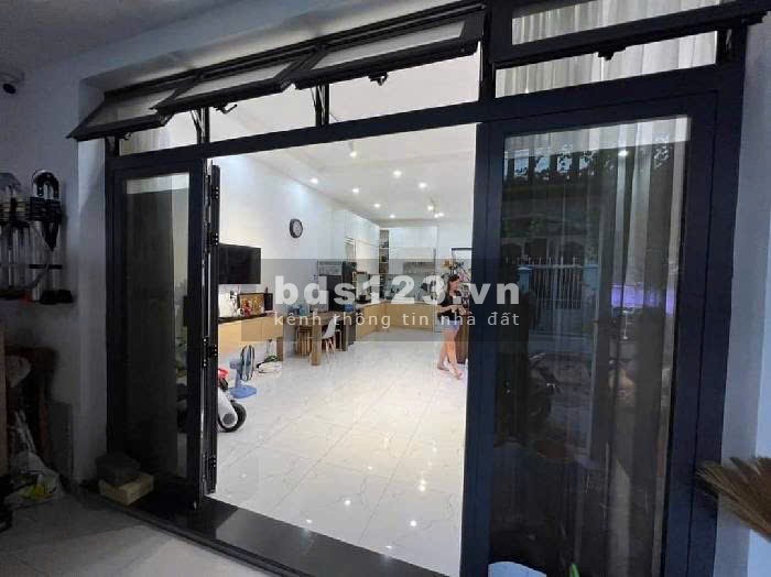 Bán nhà HXH Ni Sư Huỳnh Liên, Phường 10, Tân Bình - 56M2 - Đúc kiên cố - Bán gấp 5.5 tỷ