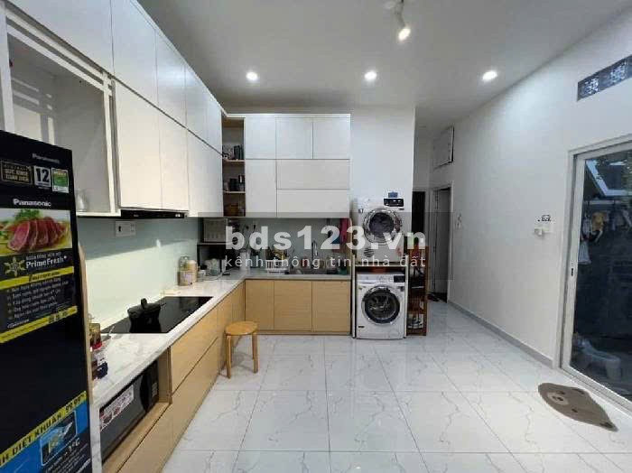 Bán nhà HXH Ni Sư Huỳnh Liên, Phường 10, Tân Bình - 56M2 - Đúc kiên cố - Bán gấp 5.5 tỷ