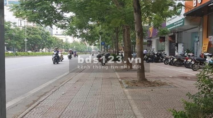 50tr/m2 có ngay nhà Nguyễn Văn Cừ