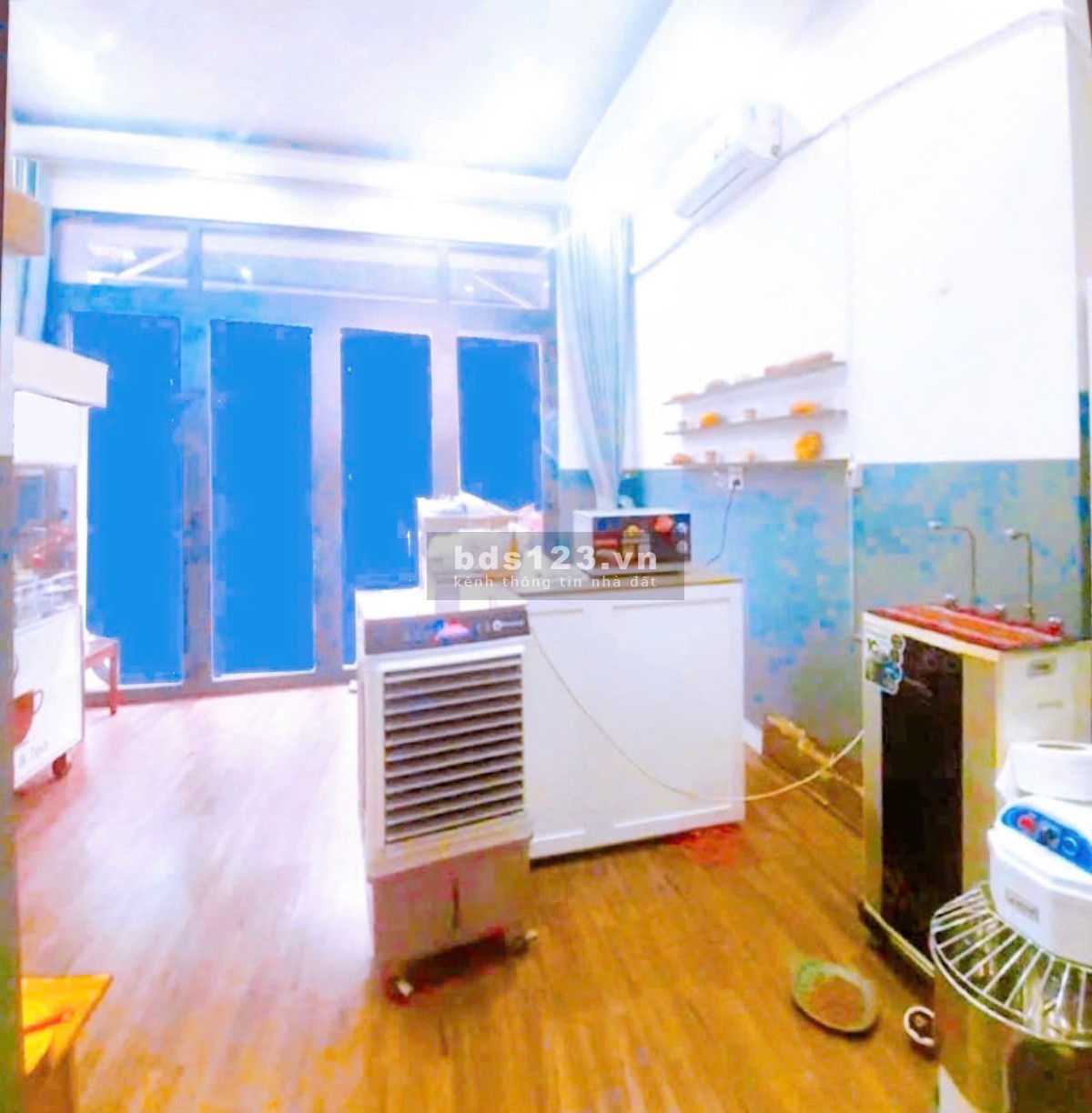 Bán nhà 3 tầng mặt tiền Trần Văn Đang, Quận 3, DT 4.8 x 7.4 m, Giá 6.4 tỷ