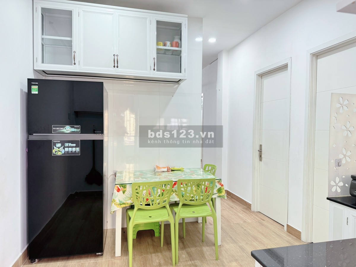 Chung cư A2, Vũ Huy Tấn, P3, Bình Thạnh: 70m2, 2p ngủ,10,5tr