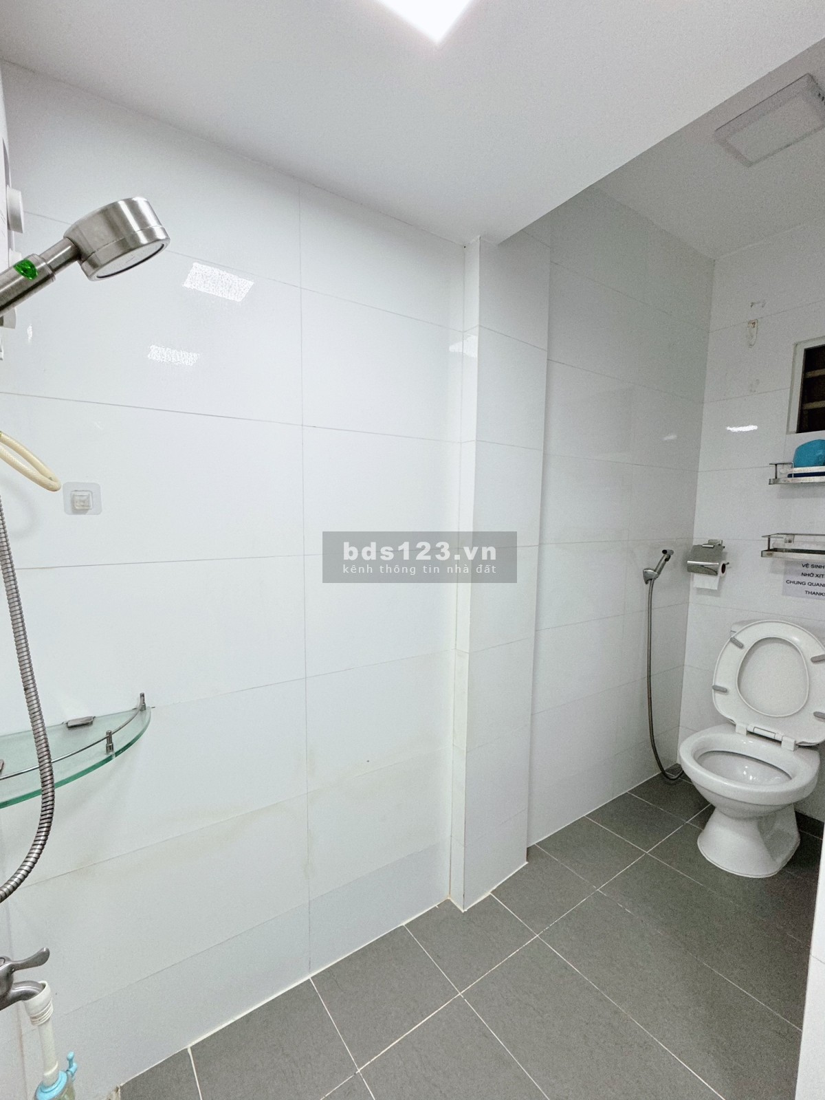 Chung cư A2, Vũ Huy Tấn, P3, Bình Thạnh: 70m2, 2p ngủ,10,5tr