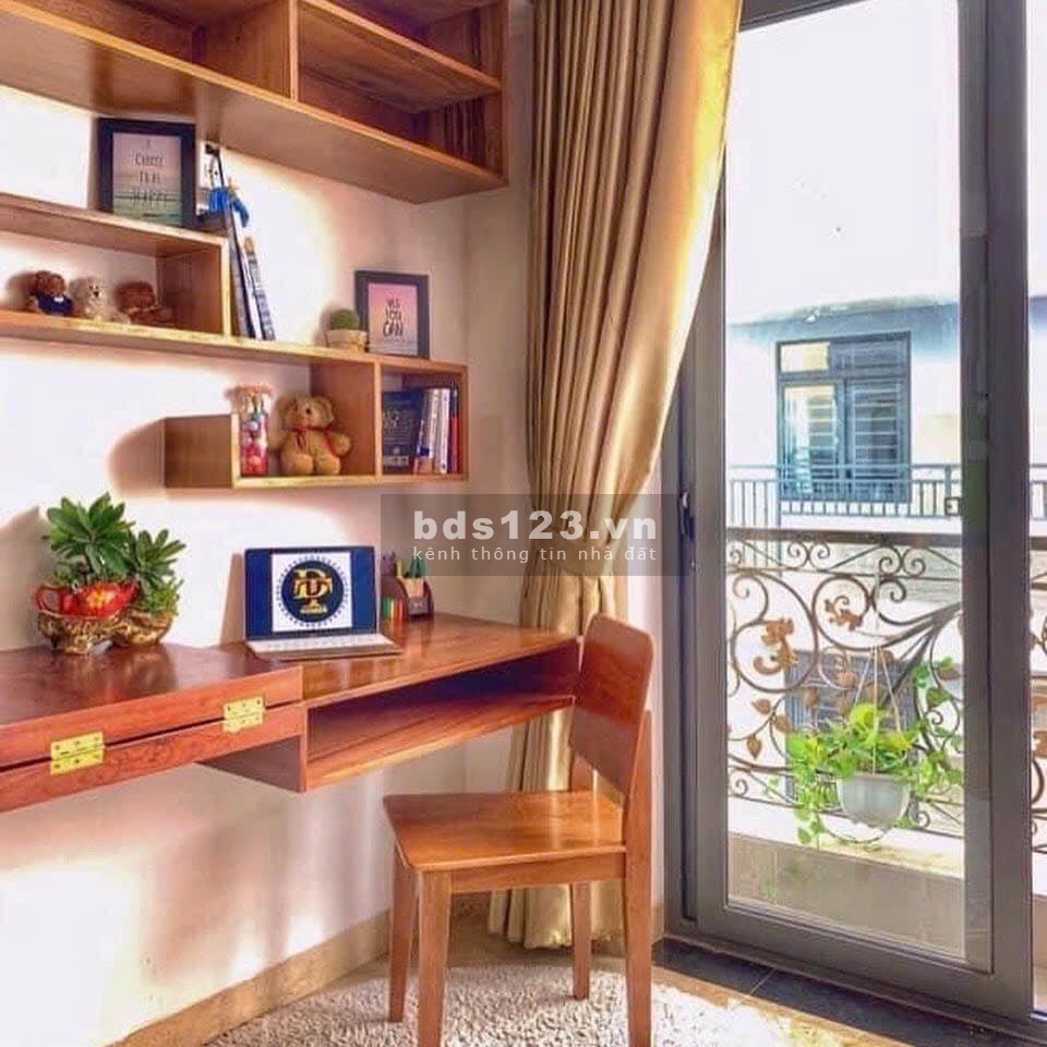 Cho thuê chdv full nội thất DT Homes