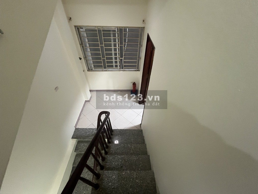 Bán nhà phố Đại Từ, 40m ra phố, nhà lô góc thoáng sáng, 31m2 – 5 tầng đủ công năng