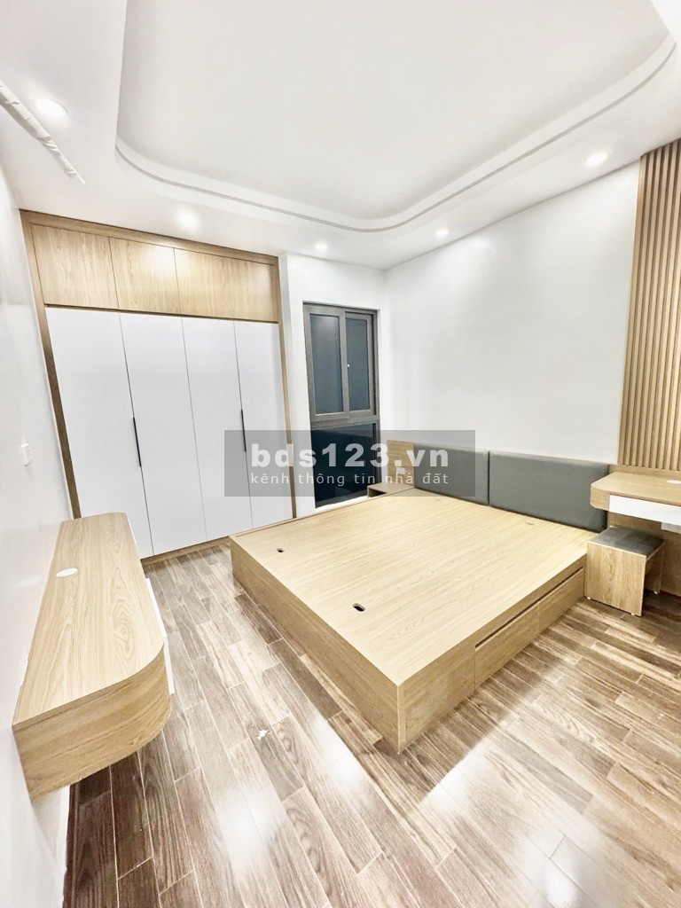 Chính chủ cần bán nhà tại trung tâm quận Cầu Giấy